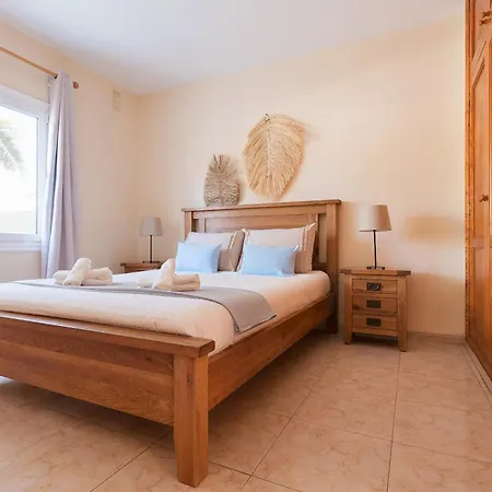 Vila Vela Latina, A To Enjoy! Costa Teguise